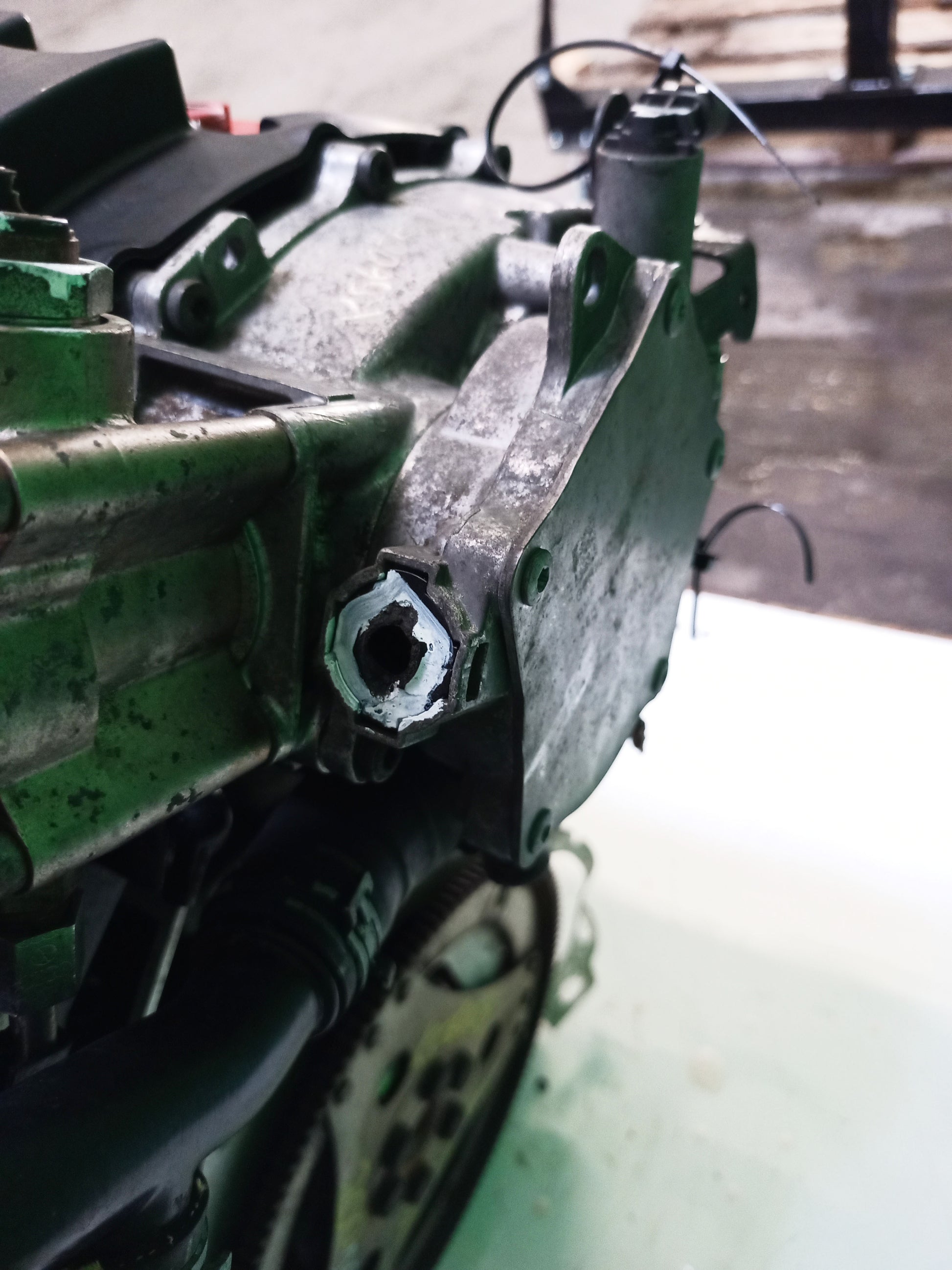 Moteur Audi A4 B7 2,0 TFSI essence BWT 06D100032L d'occasion - Moteur Auto Usagé