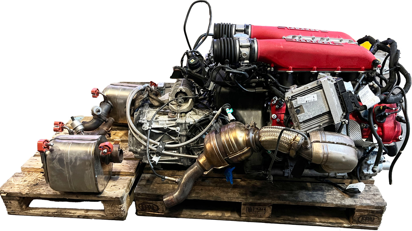 Moteur avec boîte de vitesses Ferrari 458 Spider 2015 V8 F136FB F136 FB 6.430km | ExpressParts