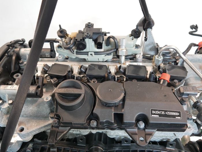 Moteur Volvo V90 B4204T35-B42 – Express Parts Belgique