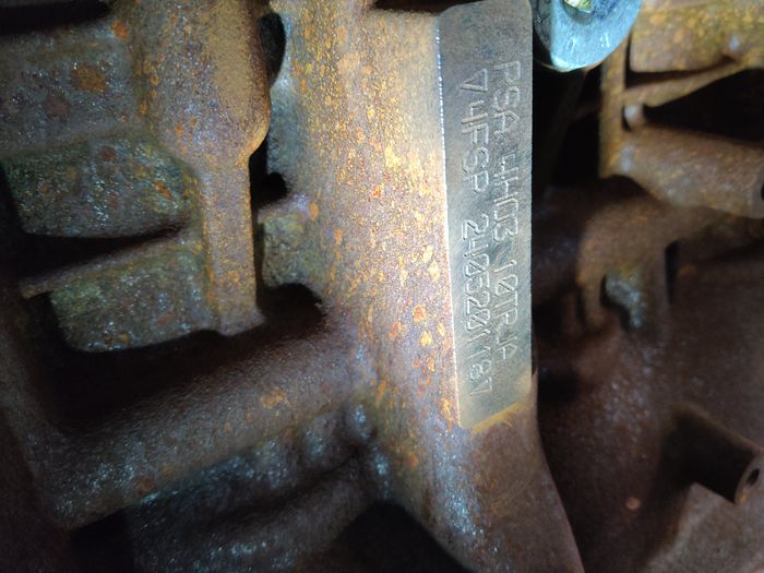Vue moteur CYF5 Ford 2.2L – pièce occasion