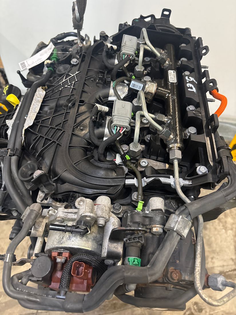 Vue moteur UFWA Ford 2.0L – pièce occasion