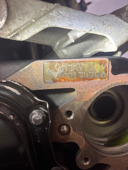Vue moteur M9R710 RENAULT 2.0L – pièce occasion