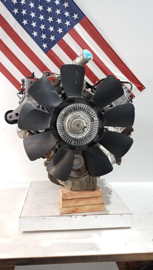 Moteur LGH Chevrolet Express Savana 6.6L d'occasion – vue 4