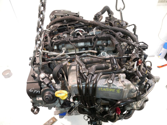 Moteur Skoda VW Scirocco Golf 2,0 TDI CUUB CUU 04L100034F 77.000km d'occasion - Moteur Auto Usagé