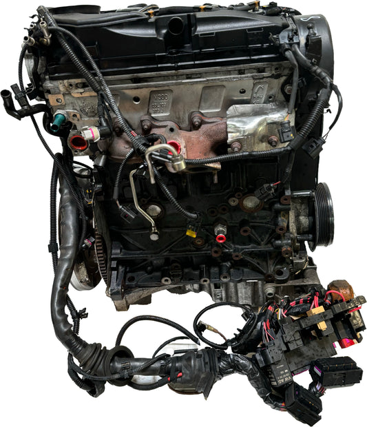 Moteur Pour Audi A4 B8 A5 A6 C7 Q5 2014 A4 TDI CGLC CGL 03L100091E | ExpressParts