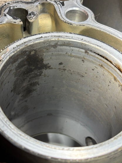 Moteur Bloc moteur défectueux Porsche Boxster 2.7L – M96.22-96.22-M96/9961011480R-Motorblock – 2000 - Express Parts