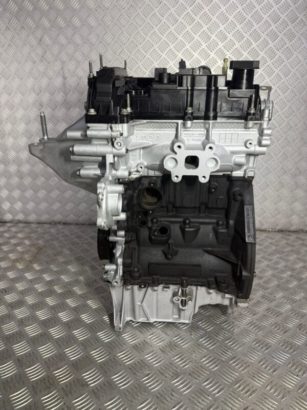 Moteur reconditionné Ford — vue 3