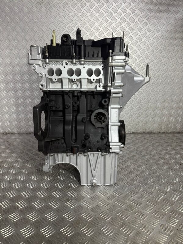 Moteur reconditionné Ford — vue 3