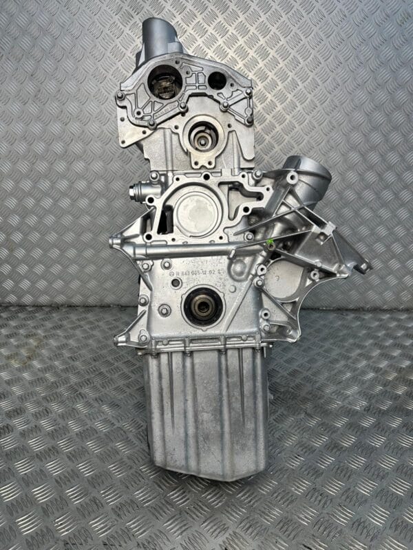 Moteur reconditionné Mercedes-Benz — vue 2