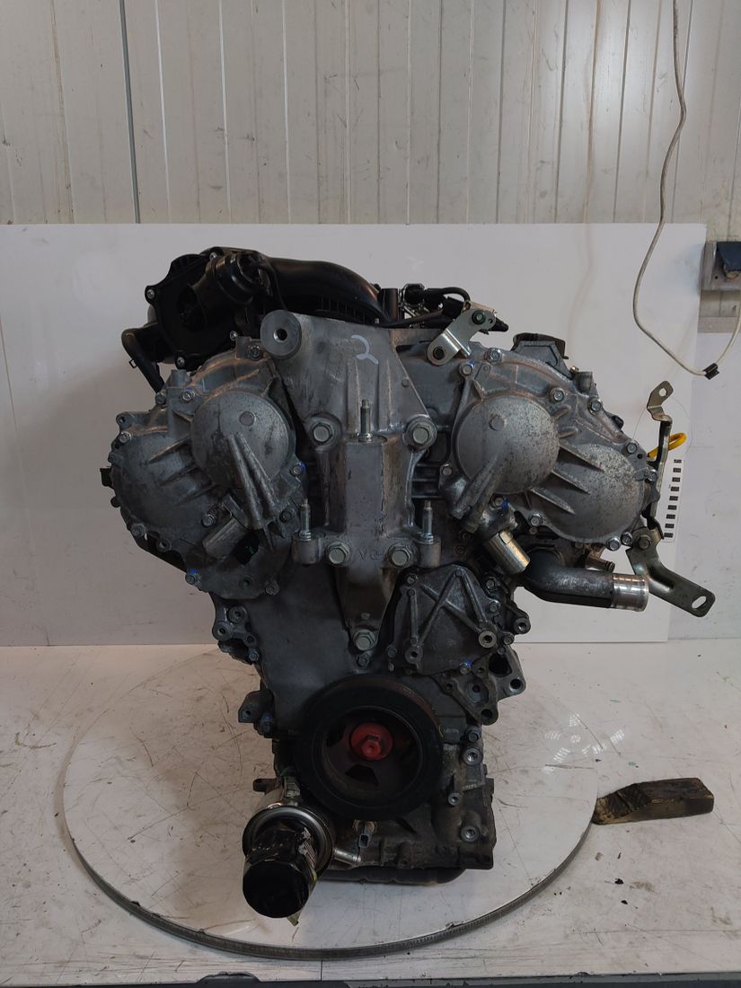 Moteur VQ35DE Nissan Pathfinder – vue détail