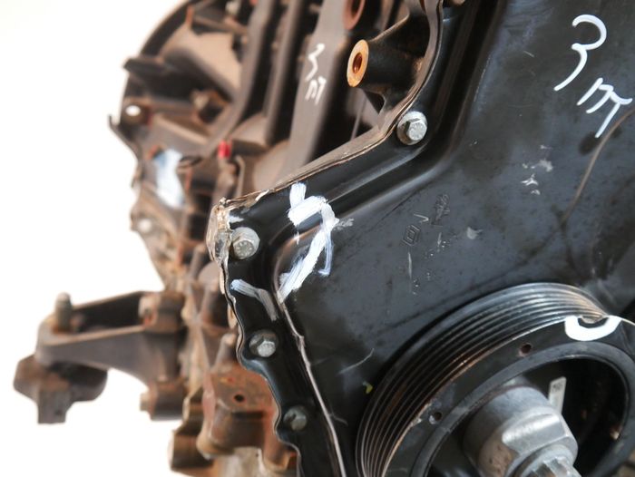 Vue moteur M9R717-M9R Renault 2.0L – pièce occasion