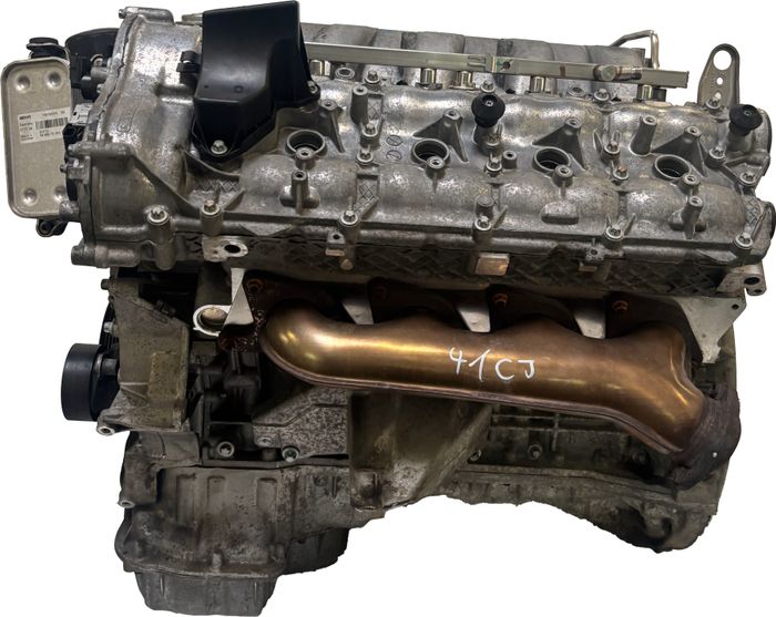 Moteur M273.961-M273-273.961 Mercedes-Benz S (W221/C216) – vue détail