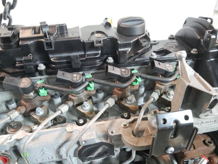 Moteur Volvo V70 MK3 D4162T-D41 – Express Parts Belgique