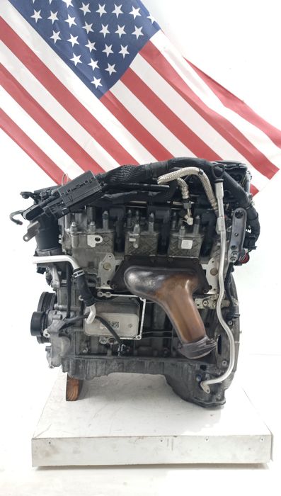 Moteur M276.957-276.957-M276 Mercedes-Benz E (A207/C207) 135 000 km – vue détail