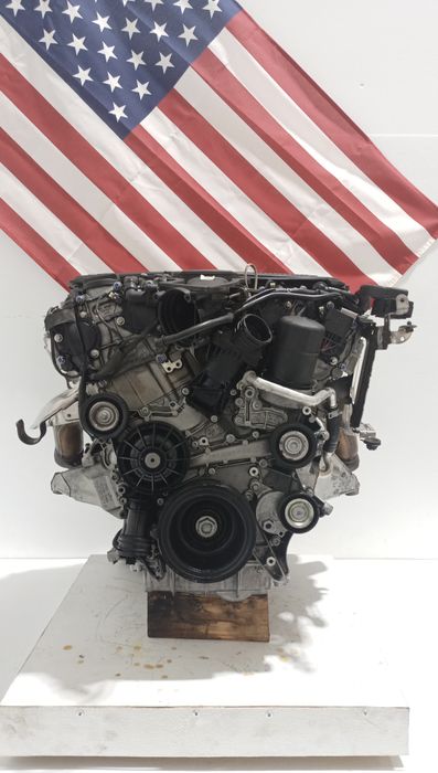 Moteur M276.957-276.957-M276 Mercedes-Benz E (A207/C207) 156 000 km – vue détail