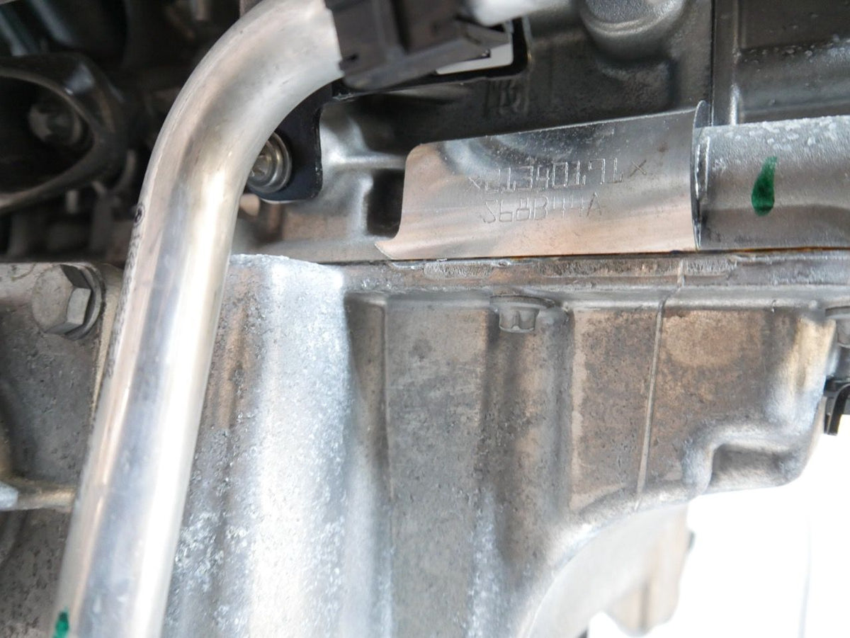 Vue moteur S68B44A-S68-XB1161T0 BMW 4.4L – pièce occasion