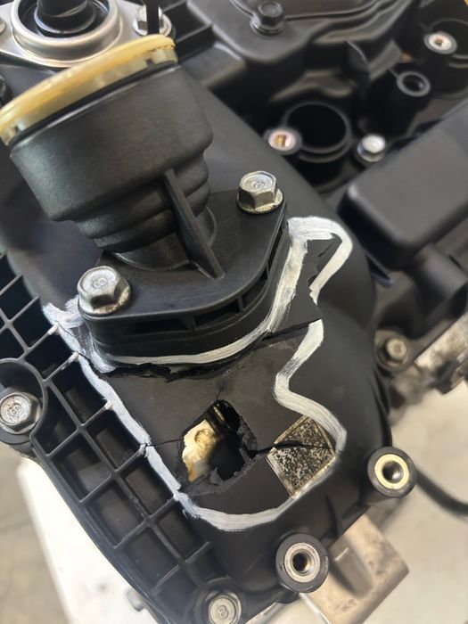 Vue moteur G6DM Kia 3.3L – pièce occasion