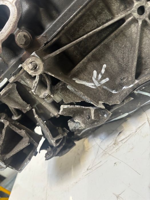 Vue moteur M9T716-M9T Renault 2.3L – pièce occasion