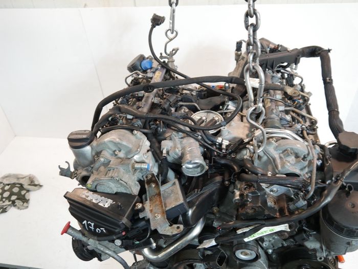 Moteur Mercedes-Benz R (W251) OM642-OM642.950-642.950 – Express Parts Belgique