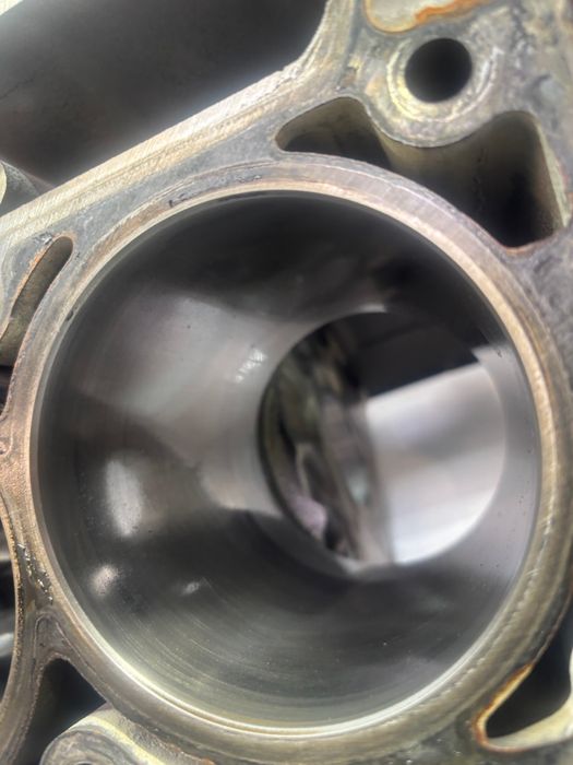 Vue moteur LQ9 Cadillac 6.0L – pièce occasion