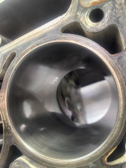 Vue moteur LQ9 Cadillac 6.0L – pièce occasion