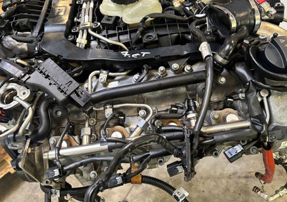 Vue moteur M157.981-157.981-M157 Mercedes-Benz 5.5L – pièce occasion