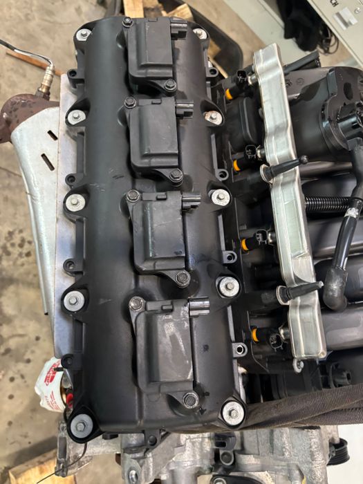 Vue moteur EZH Dodge 5.7L – pièce occasion