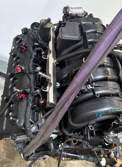 Vue moteur EZC Dodge 5.7L – pièce occasion