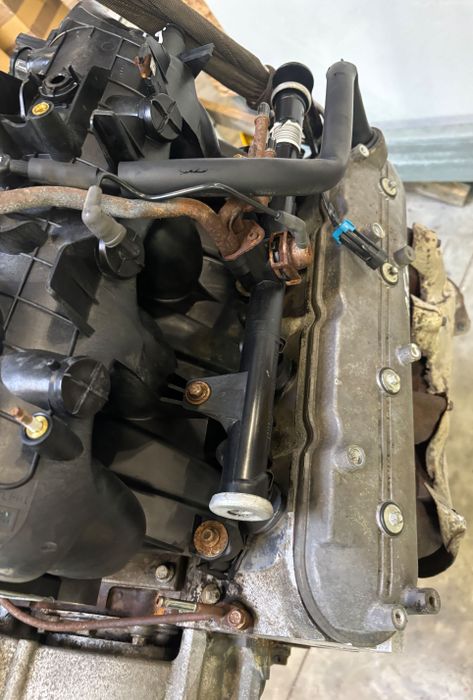Vue moteur LQ4 Chevrolet 6.0L – pièce occasion