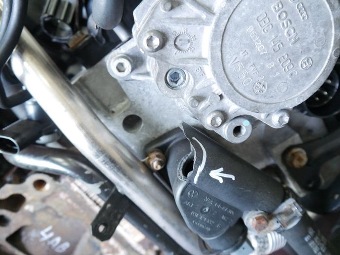 Vue moteur BKP VW 2.0L – pièce occasion
