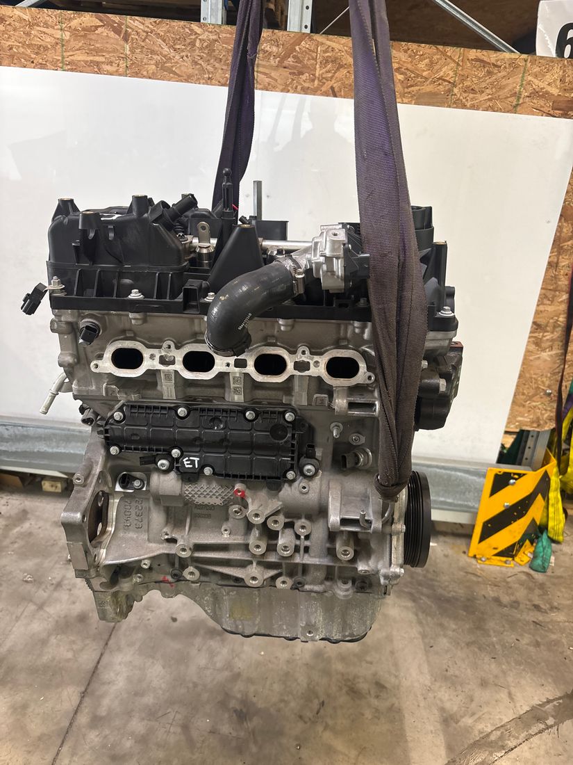 Moteur EC1 Dodge Hornet Cherokee 25 000 km – vue détail