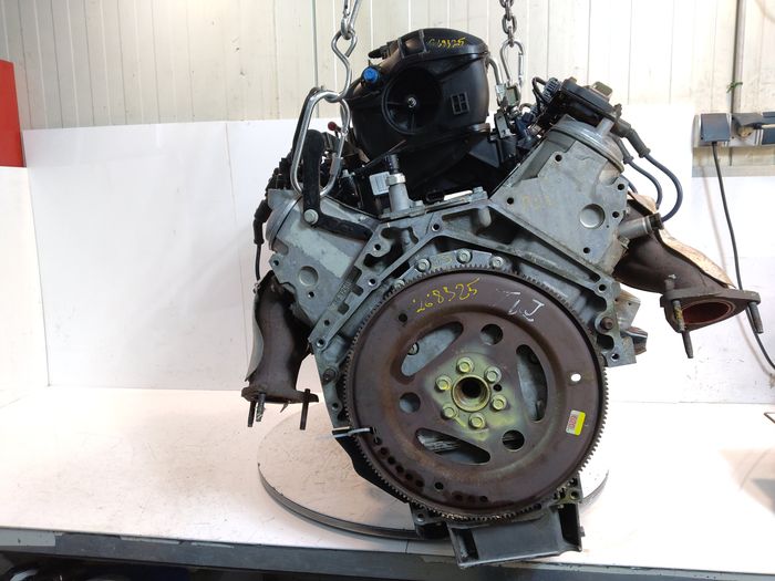 Moteur LC9 Chevrolet Suburban Avalanche Sierra 350 000 km – vue détail
