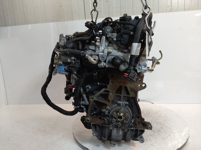 Moteur DFSD-DFS VW Caddy 376 000 km – vue détail