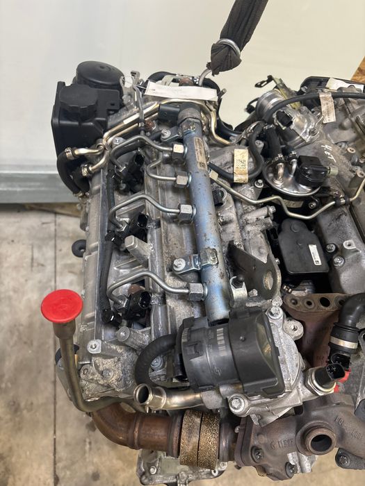 Vue moteur OM642.834-642.834-OM642 Mercedes-Benz 3.0L – pièce occasion