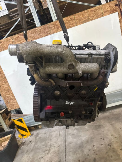 Moteur Opel Vivaro A X83 M9R782-M9R-LDM – Express Parts Belgique