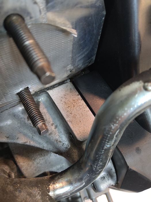 Vue moteur D5244T16-D52 Volvo 2.4L – pièce occasion