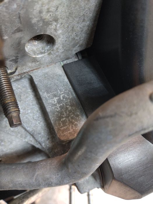 Vue moteur D5244T16-D52 Volvo 2.4L – pièce occasion