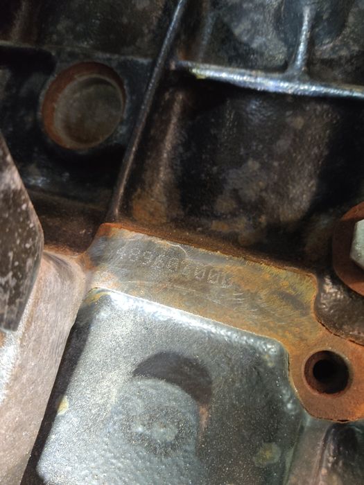 Vue moteur OM648.960-648.960-OM648 Mercedes-Benz 3.2L – pièce occasion