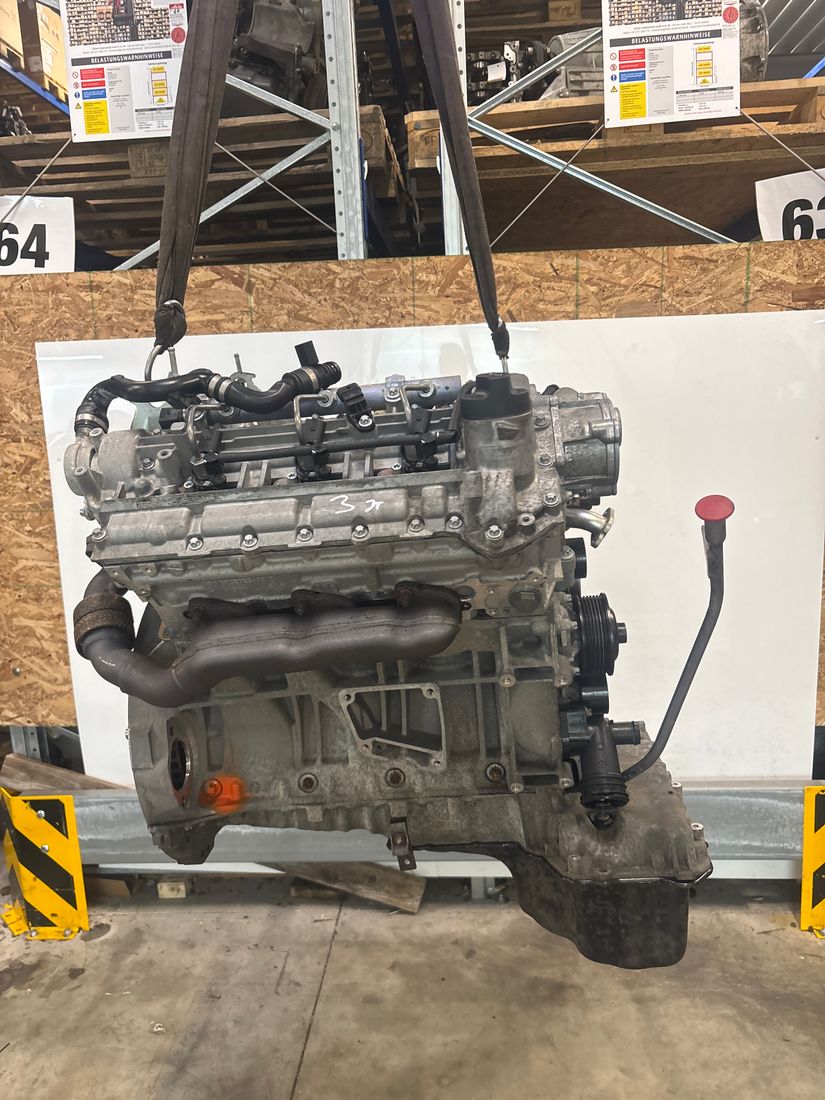 Moteur OM642.820-642.820-OM642 Mercedes-Benz M (W164) 135 000 km – vue détail