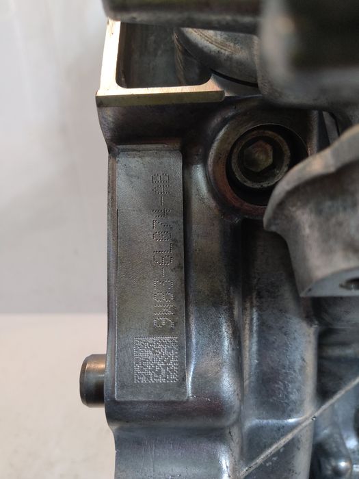Vue moteur 508PS-AJ133 Jaguar 5.0L – pièce occasion