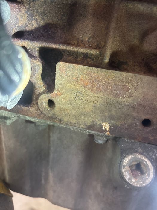 Vue moteur G6DG Ford 2.0L – pièce occasion