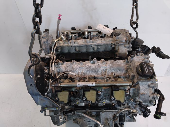Moteur M276.823-276.823-M276 Mercedes-Benz C (C205) 98 000 km – vue détail