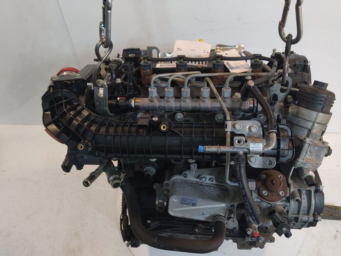 Vue moteur D20DTH-LFS-D20 OPEL 2.0L – pièce occasion