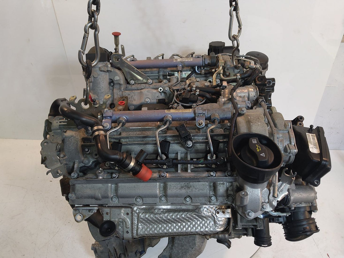 Moteur OM642.836-OM642-642.836 Mercedes-Benz E (A207/C207) 174 288 km – vue détail