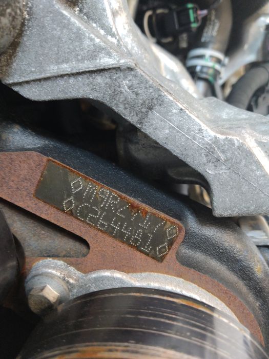 Vue moteur M9R717-M9R Renault 2.0L – pièce occasion
