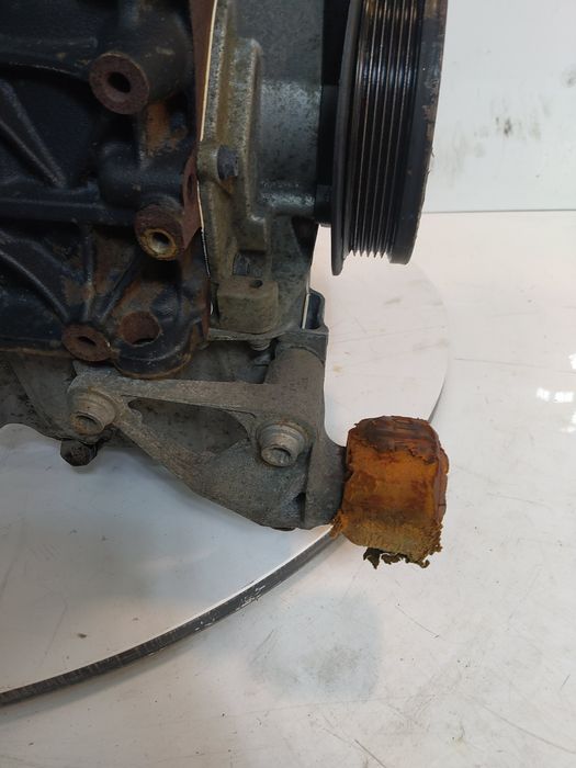 Vue moteur CJCB-CJC Audi 2.0L – pièce occasion