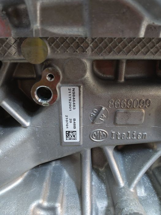 Vue moteur B48B20B-B48-XB1141M1 BMW 2.0L – pièce occasion