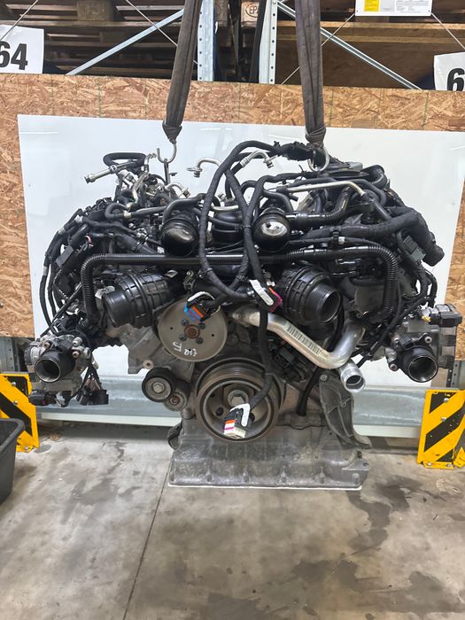 Moteur DGPA-DGP-MDG.PA-MDG-DG.PA Porsche Panamera 971 70 000 km – vue détail