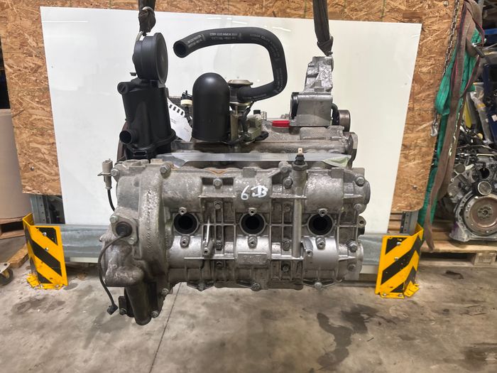 Moteur d'occasion Porsche 2.7L M96.22-96.22-M96 – état général