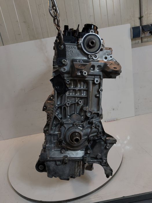 Bloc moteur Volvo 2.0L D420T8-D42 – Express Parts